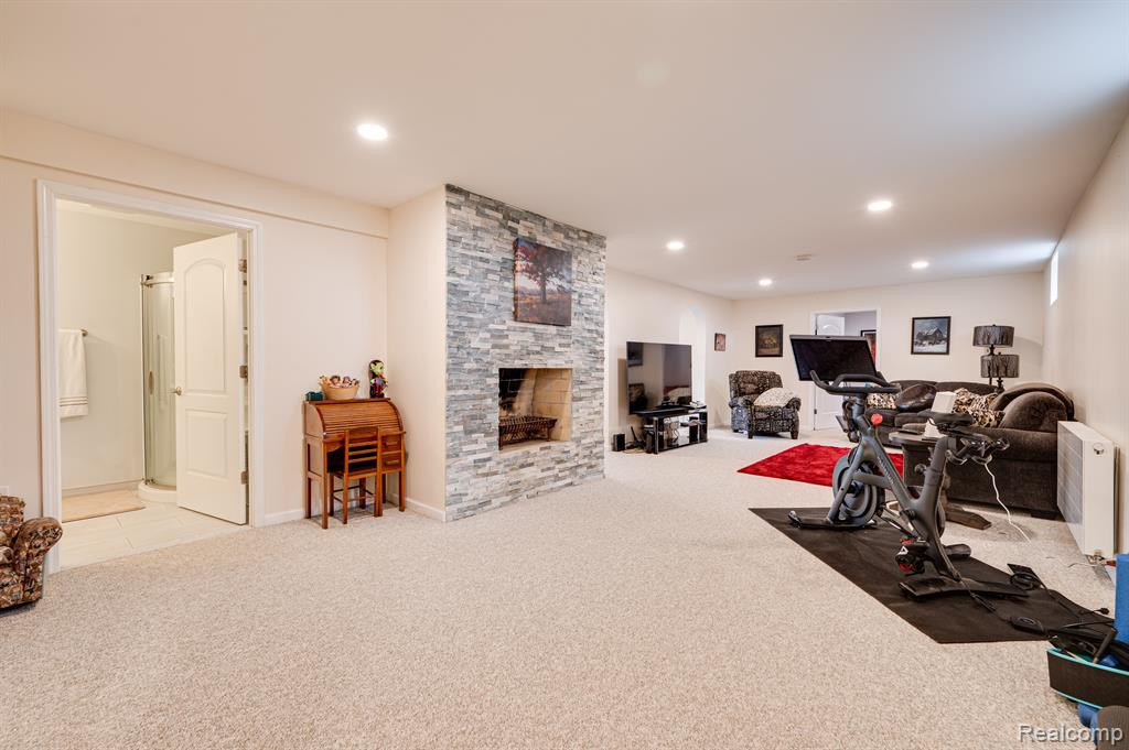 8501 S Rushton Road, South Lyon, MI 48178 — Photo 20