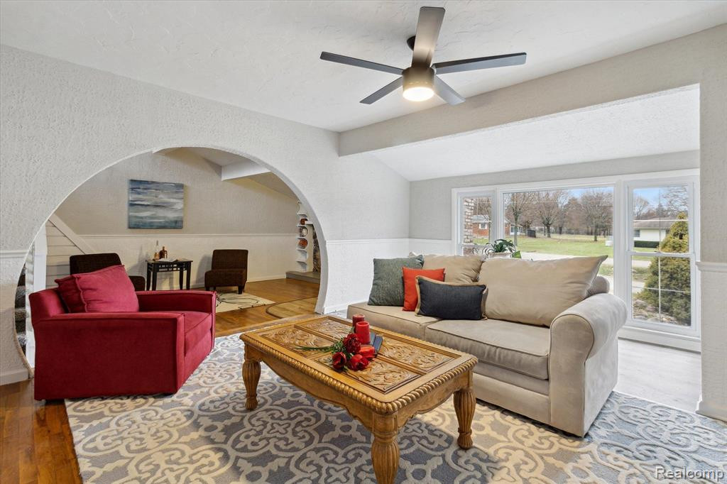 5150 JACKSON Road, Flint, MI 48506 — Photo 8