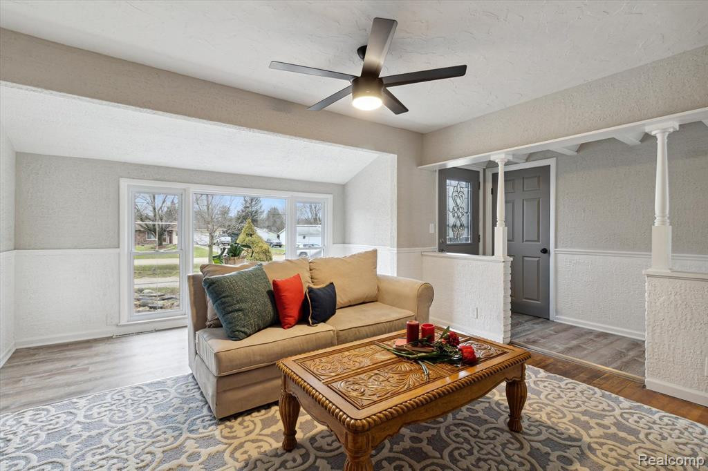 5150 JACKSON Road, Flint, MI 48506 — Photo 9