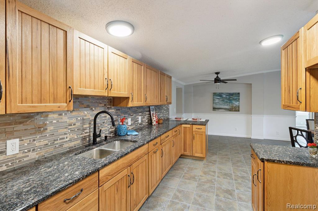 5150 JACKSON Road, Flint, MI 48506 — Photo 20