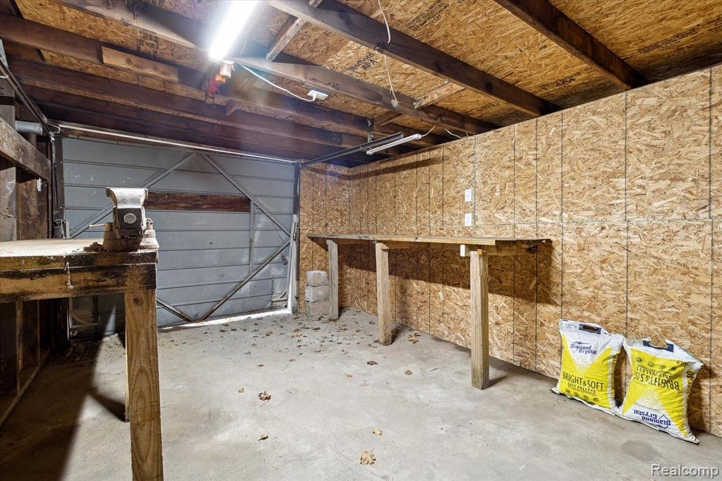 5150 JACKSON Road, Flint, MI 48506 — Photo 39