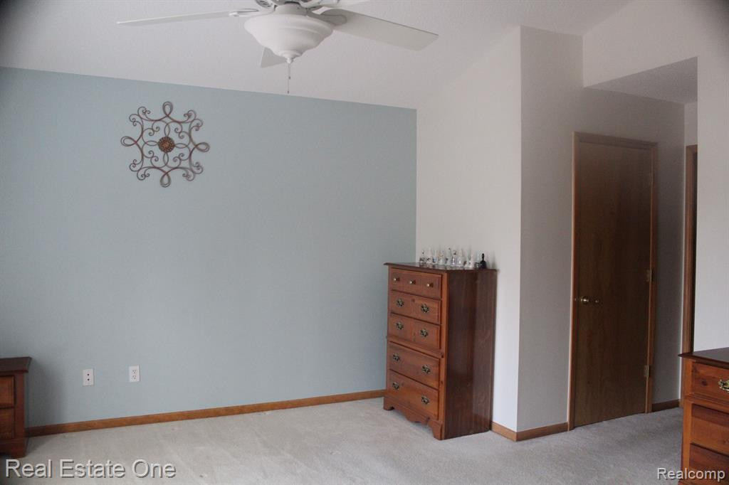 21570 RIVER RIDGE, Farmington Hills, MI 48335 — Photo 22