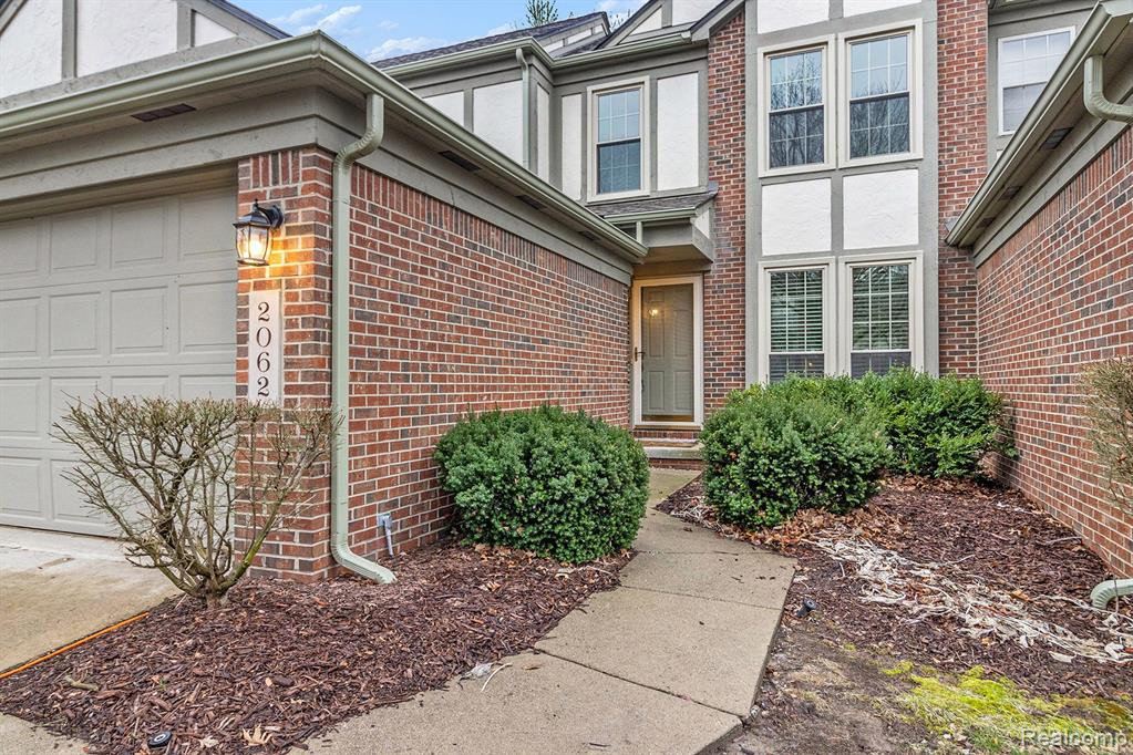 2062 LONE WOLF Lane, Canton, MI 48188 — Photo 3