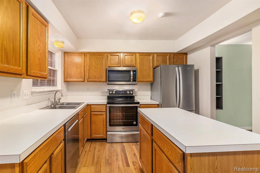 2062 LONE WOLF Lane, Canton, MI 48188 — Photo 8