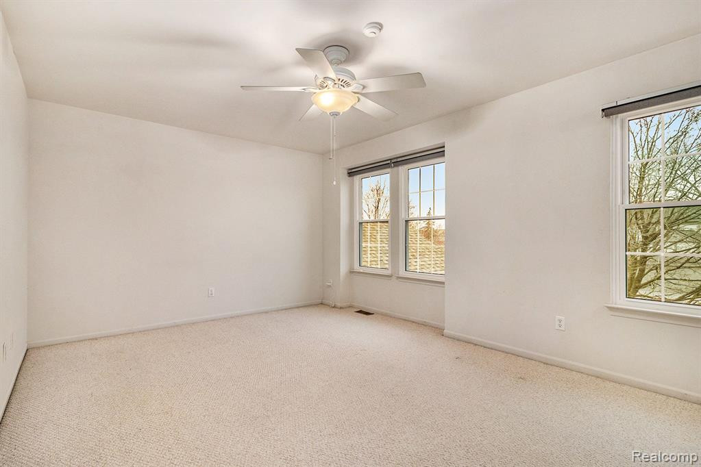 2062 LONE WOLF Lane, Canton, MI 48188 — Photo 16