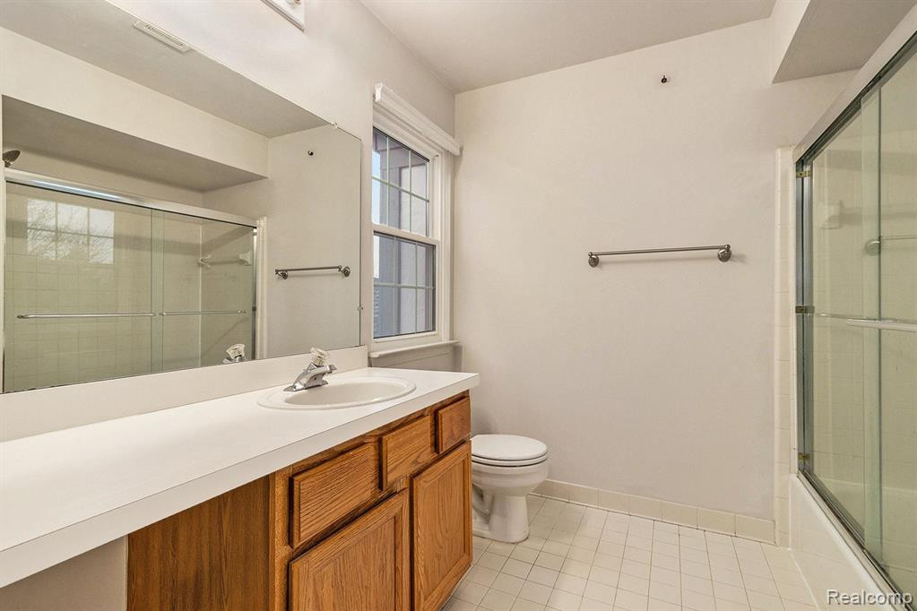2062 LONE WOLF Lane, Canton, MI 48188 — Photo 18