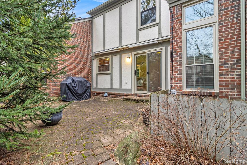 2062 LONE WOLF Lane, Canton, MI 48188 — Photo 22