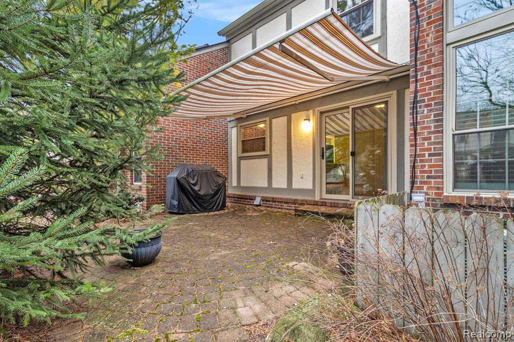 2062 LONE WOLF Lane, Canton, MI 48188 — Photo 23