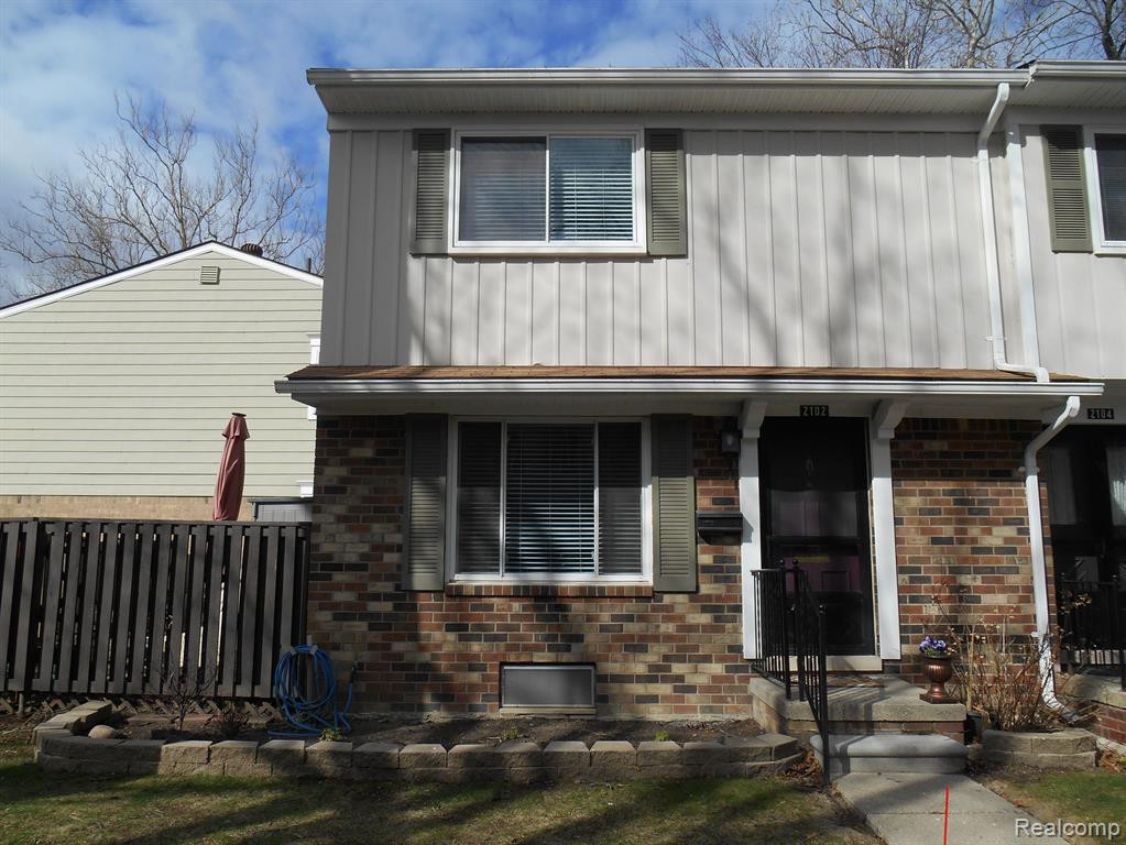 2102 WICKHAM Street, Royal Oak, MI 48073 — front exterior