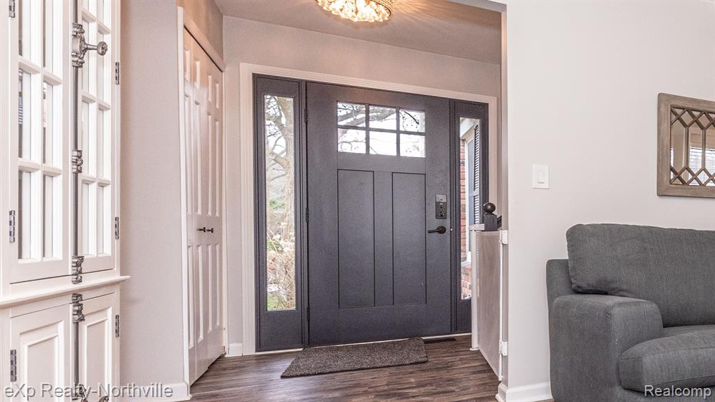 42224 SUNNYDALE Lane, Northville, MI 48168 — Photo 11