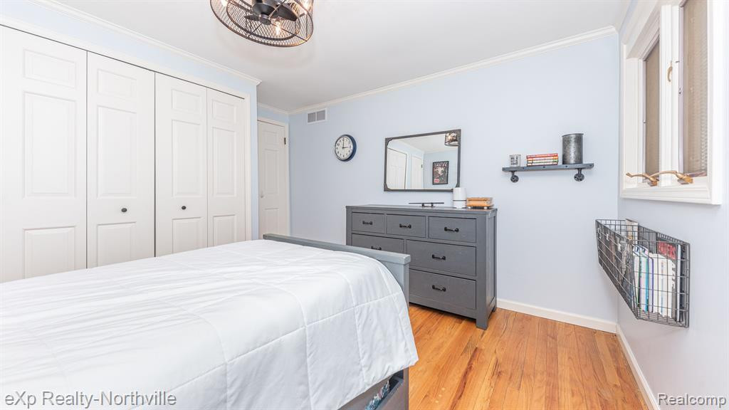 42224 SUNNYDALE Lane, Northville, MI 48168 — Photo 43