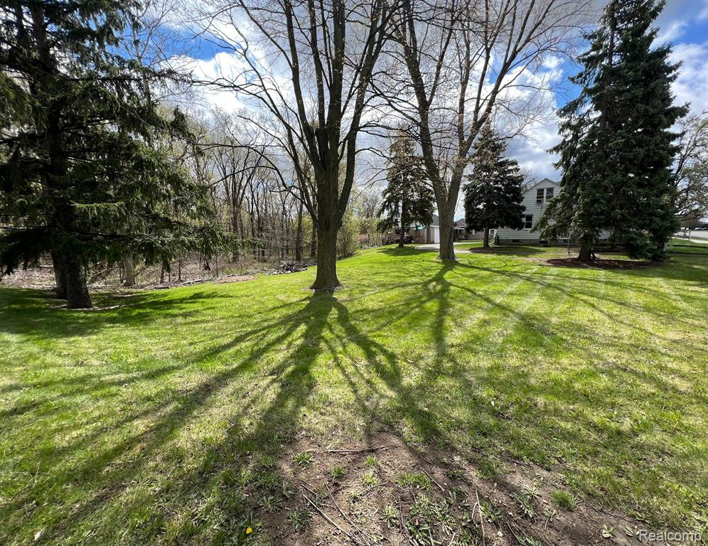 46790 ROMEO PLANK Road, Macomb, MI 48044 — Photo 31