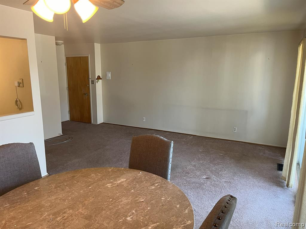 8673 KENNEDY Circle, 5, Warren, MI 48093 — Photo 8