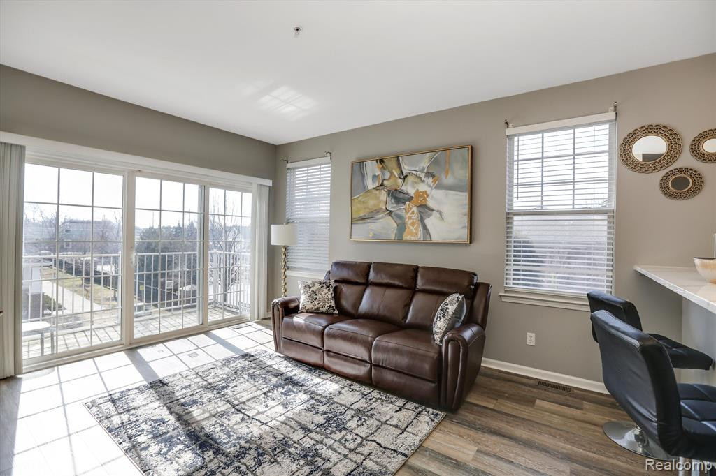 3273 JOHANNA WARE W, 11, Wixom, MI 48393 — Photo 11