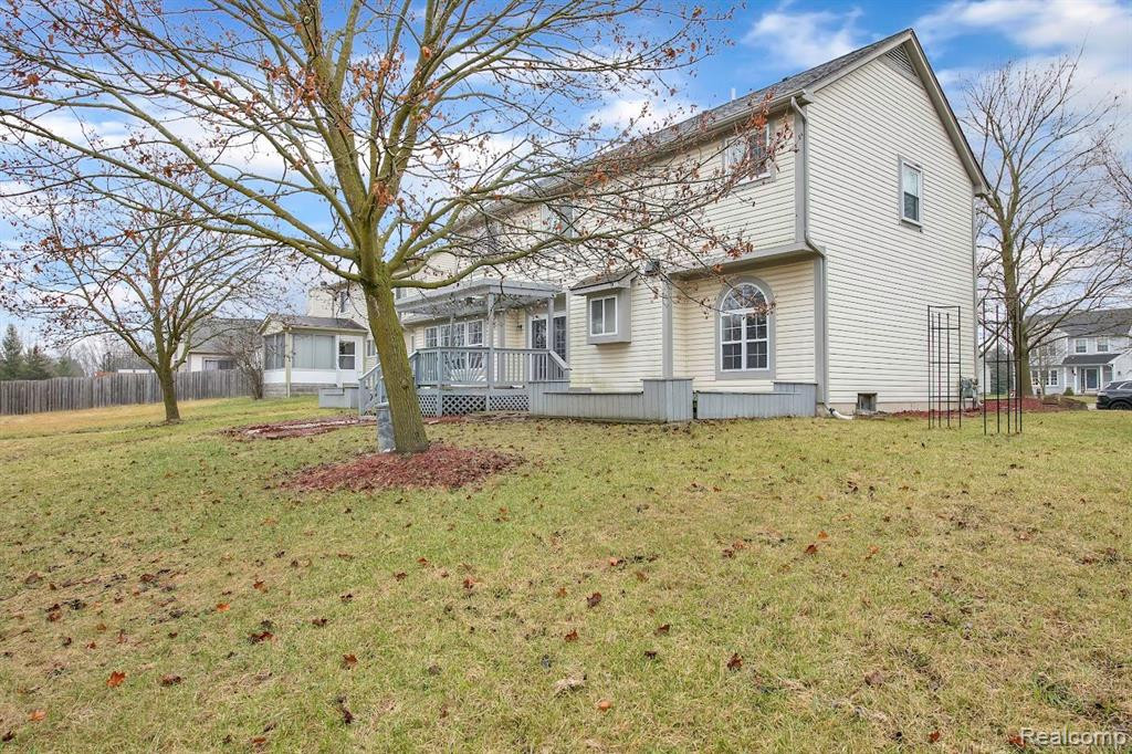 4025 ROLLING MEADOW Lane, Ypsilanti, MI 48197 — Photo 7