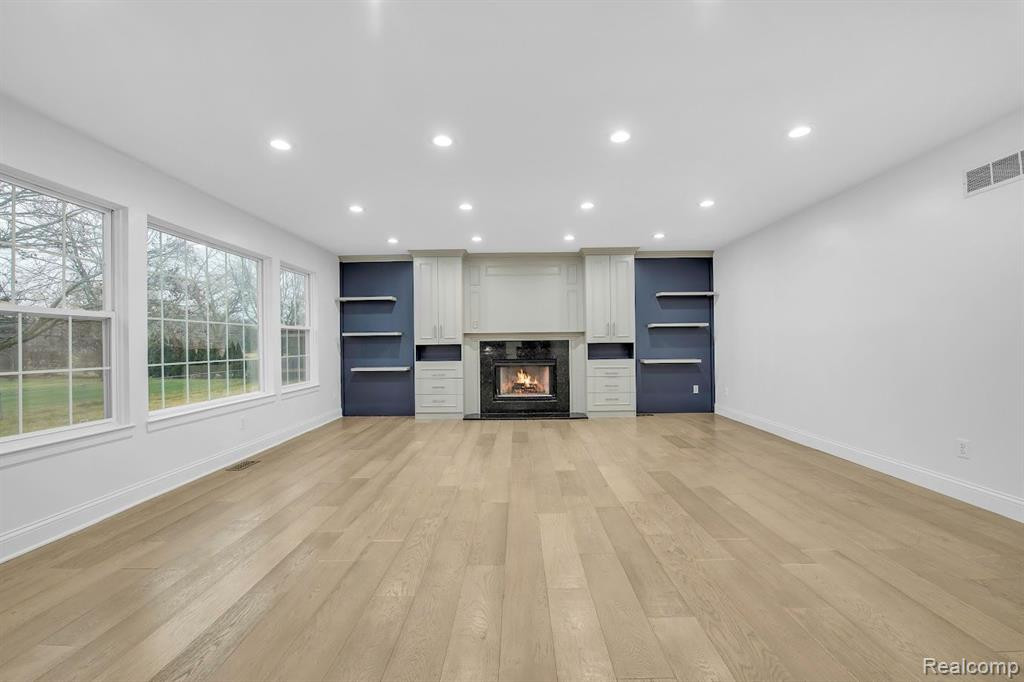4025 ROLLING MEADOW Lane, Ypsilanti, MI 48197 — Photo 19