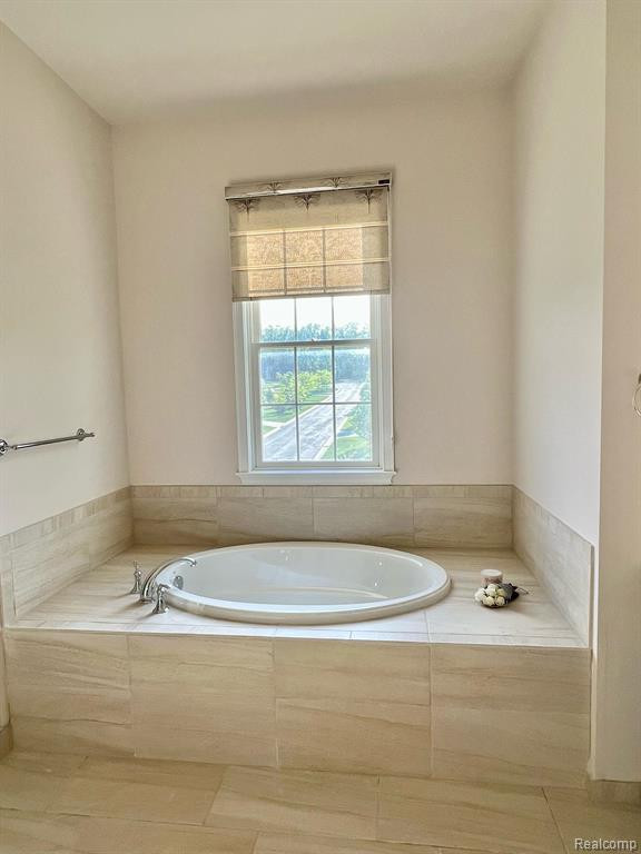 2320 HIGHLAND Drive, Ann Arbor, MI 48105 — Photo 22