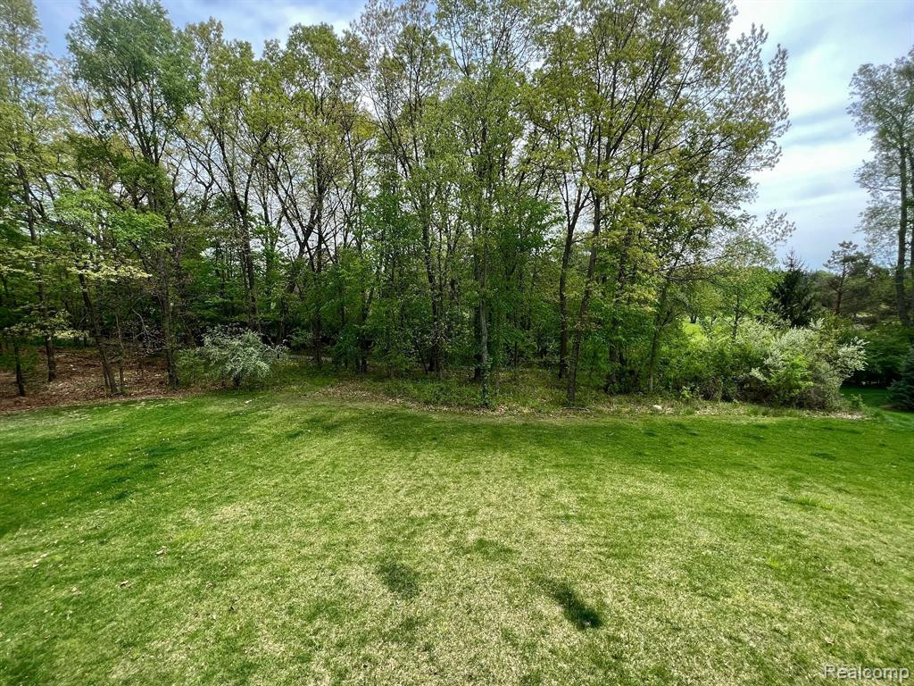 2320 HIGHLAND Drive, Ann Arbor, MI 48105 — Photo 37