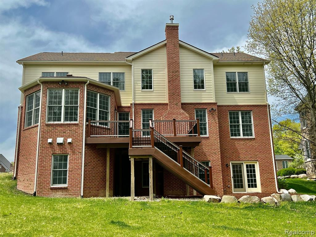 2320 HIGHLAND Drive, Ann Arbor, MI 48105 — Photo 39