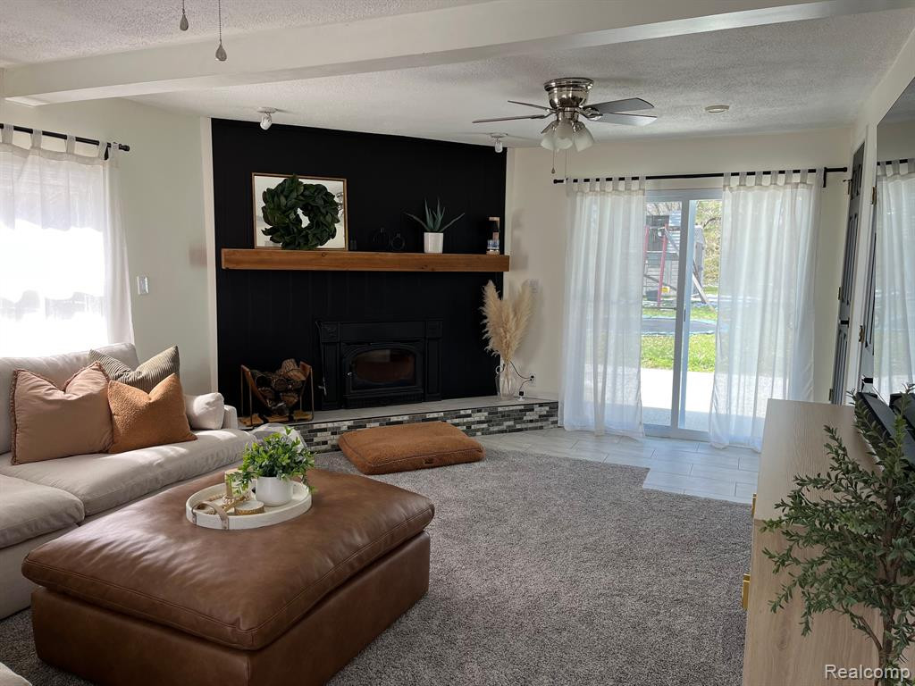 45847 CUMBERLAND Street, Utica, MI 48317 — Photo 18