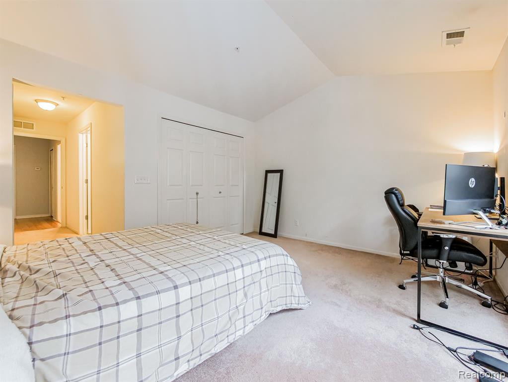 28523 CARLTON WAY Drive, Novi, MI 48377 — Photo 12