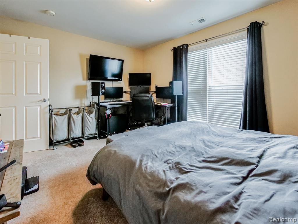 28523 CARLTON WAY Drive, Novi, MI 48377 — Photo 13