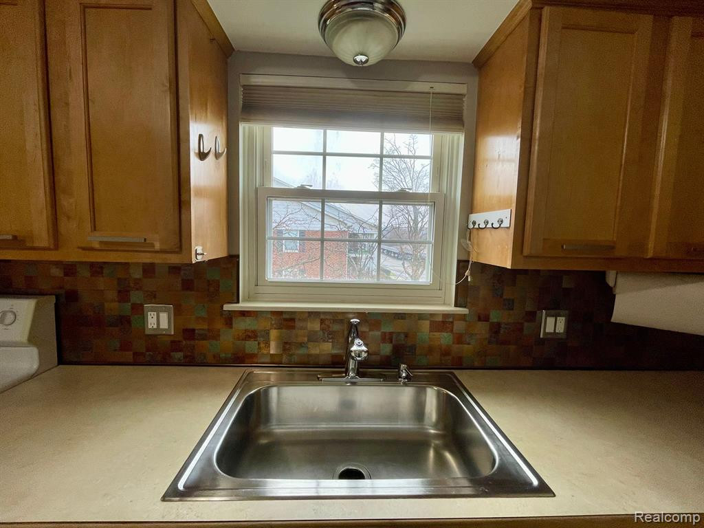 27653 W ECHO Valley, 211, Farmington Hills, MI 48334 — Photo 5