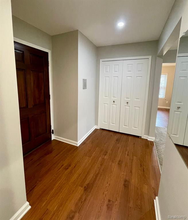 27653 W ECHO Valley, 211, Farmington Hills, MI 48334 — Photo 13