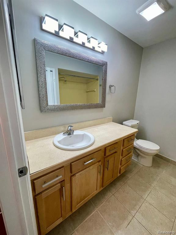 27653 W ECHO Valley, 211, Farmington Hills, MI 48334 — Photo 17