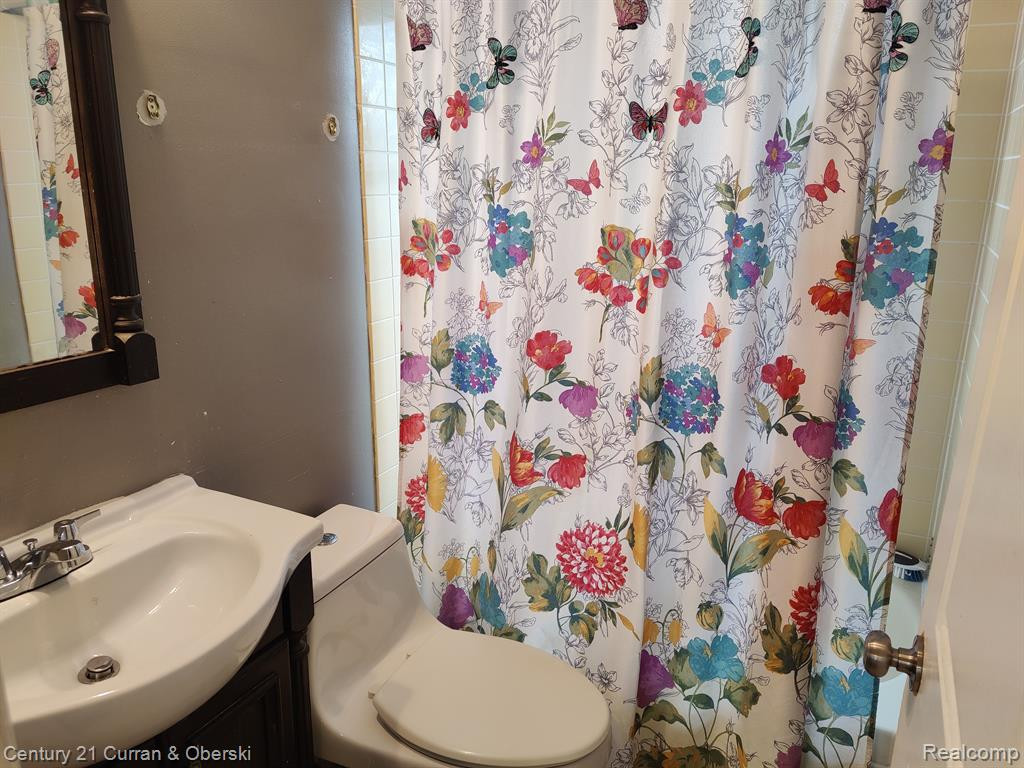 6211 MEAD Street, Dearborn, MI 48126 — Photo 9