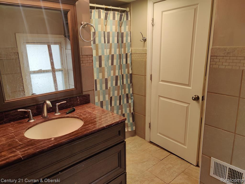 6211 MEAD Street, Dearborn, MI 48126 — Photo 13