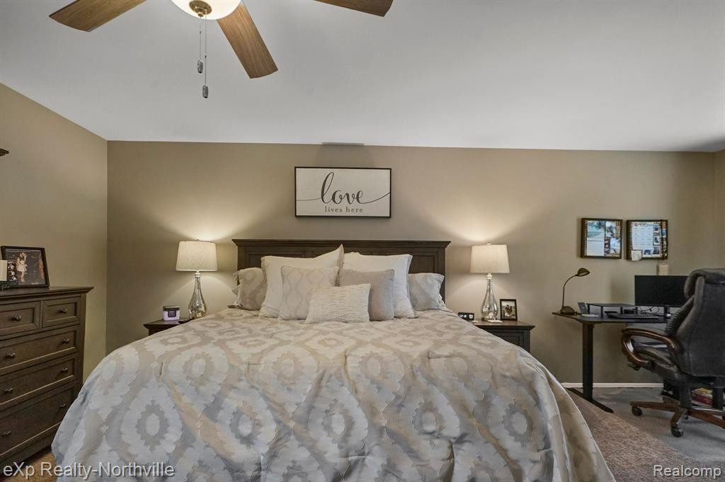 21124 E GLEN HAVEN Circle, Northville, MI 48167 — Photo 31