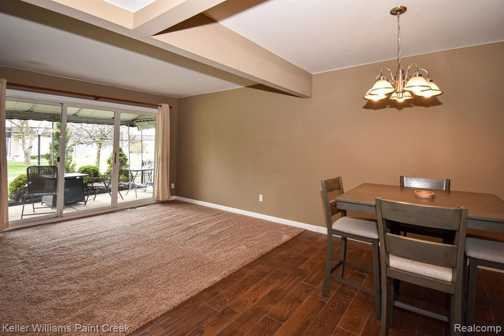 8272 KARAM Boulevard, 2, Warren, MI 48093 — Photo 11