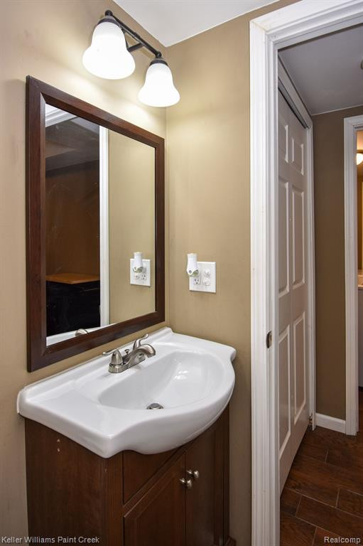 8272 KARAM Boulevard, 2, Warren, MI 48093 — Photo 27