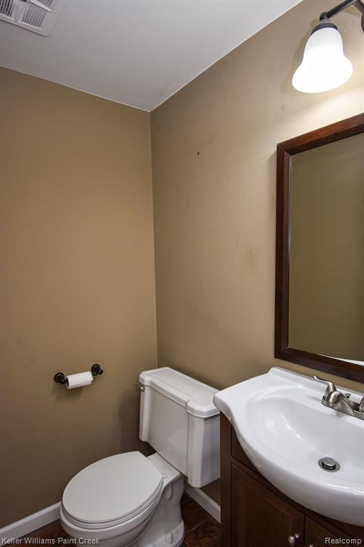 8272 KARAM Boulevard, 2, Warren, MI 48093 — Photo 28