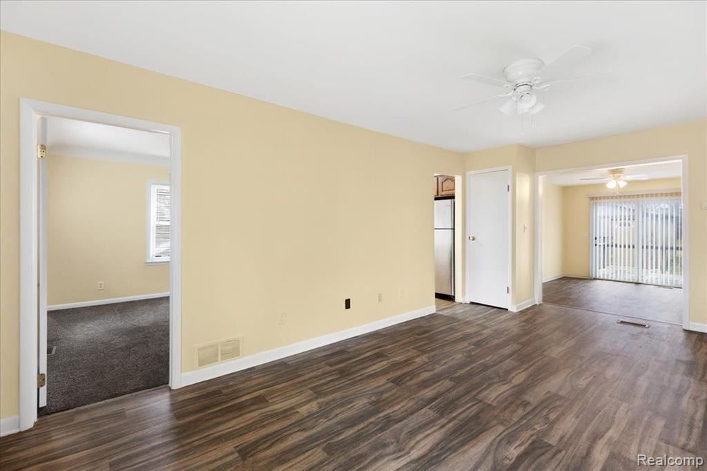 6354 GARDEN, Warren, MI 48091 — Photo 11