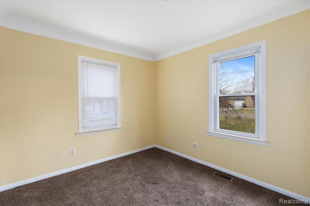 6354 GARDEN, Warren, MI 48091 — Photo 12