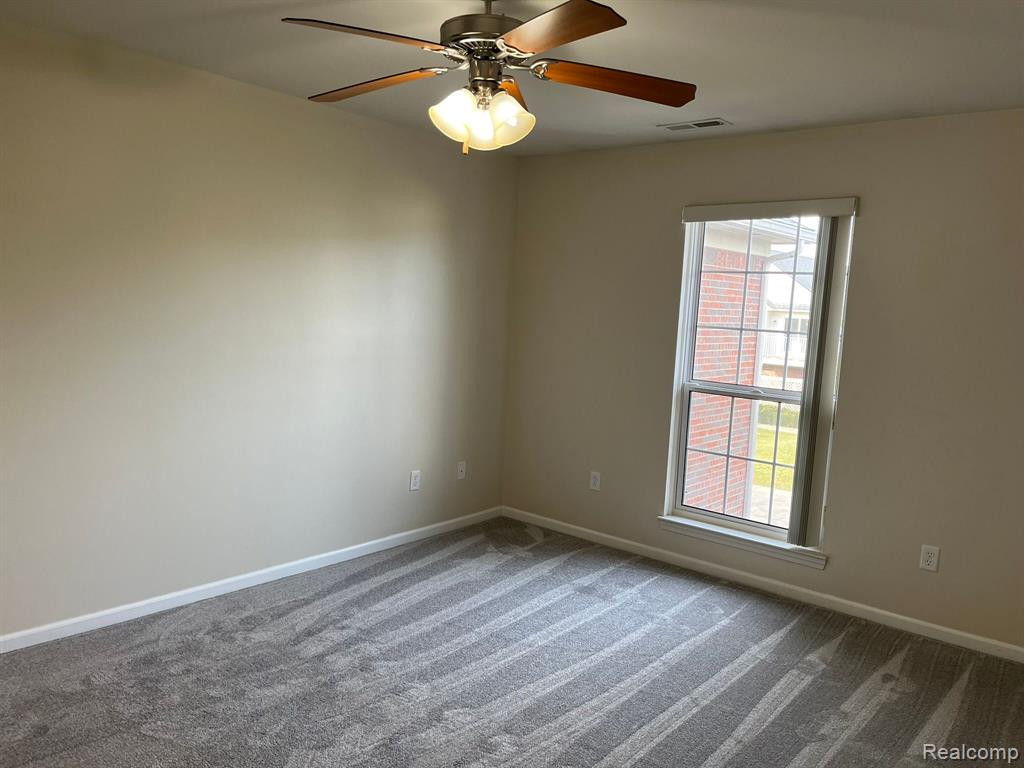 26202 CHESAPEAKE Circle, Walled Lake, MI 48390 — Photo 12