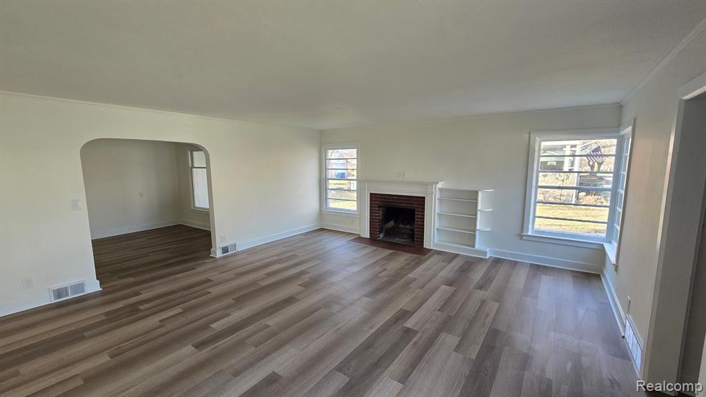 6128 LINCOLN Street, Mayville Vlg, MI 48744 — Photo 2