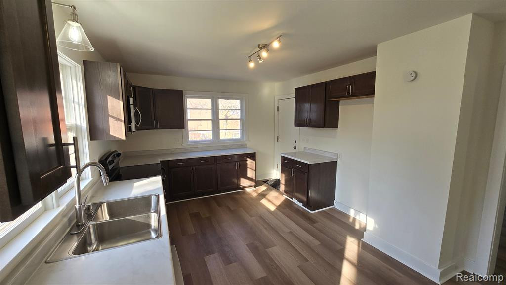 6128 LINCOLN Street, Mayville Vlg, MI 48744 — Photo 7