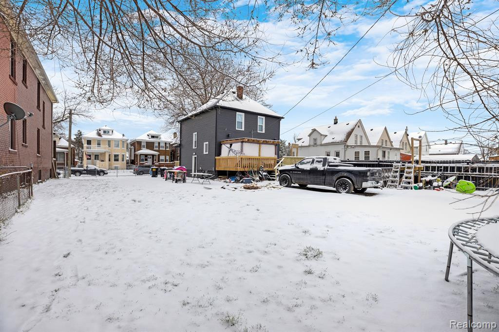 7076 LEXINGTON Street, Detroit, MI 48209 — Photo 5
