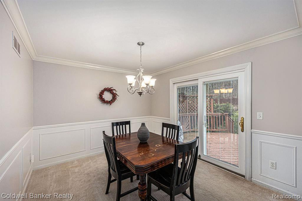 6039 RAVINE Court, Clarkston, MI 48348 — Photo 9