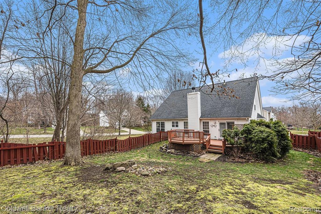 6039 RAVINE Court, Clarkston, MI 48348 — Photo 26