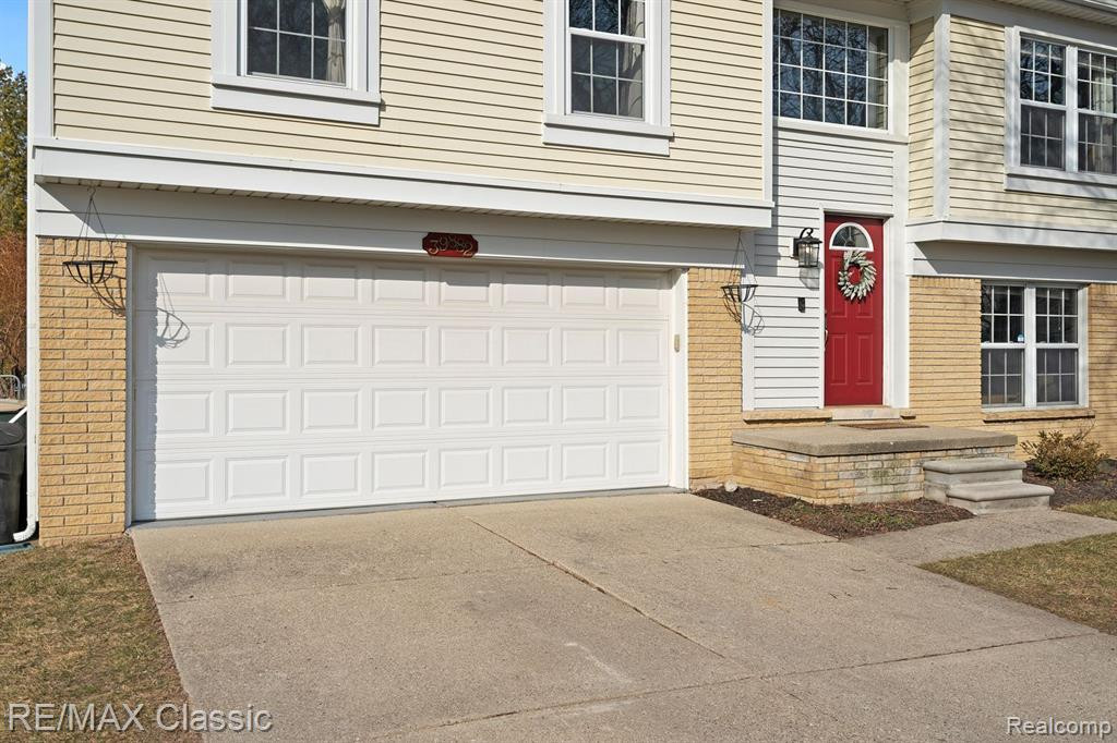 39882 CHEVIOT Road, Canton, MI 48188 — Photo 3