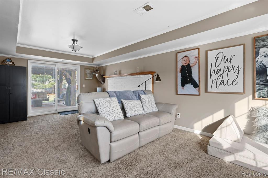 39882 CHEVIOT Road, Canton, MI 48188 — Photo 6