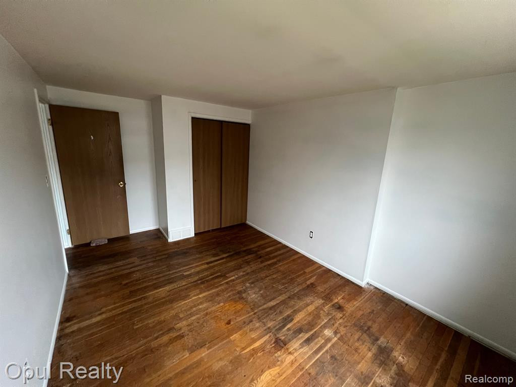 29200 MANCHESTER Street, Westland, MI — Photo 11