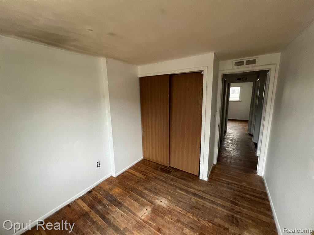 29200 MANCHESTER Street, Westland, MI — Photo 16