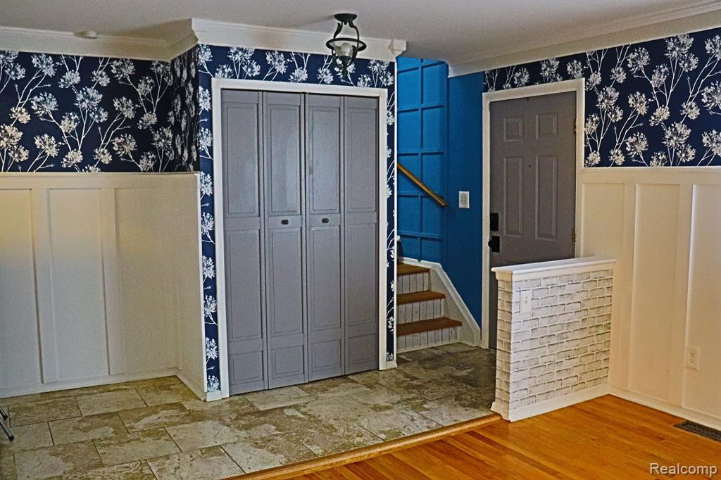 9864 LINCOLN Street, Taylor, MI 48180 — Photo 6