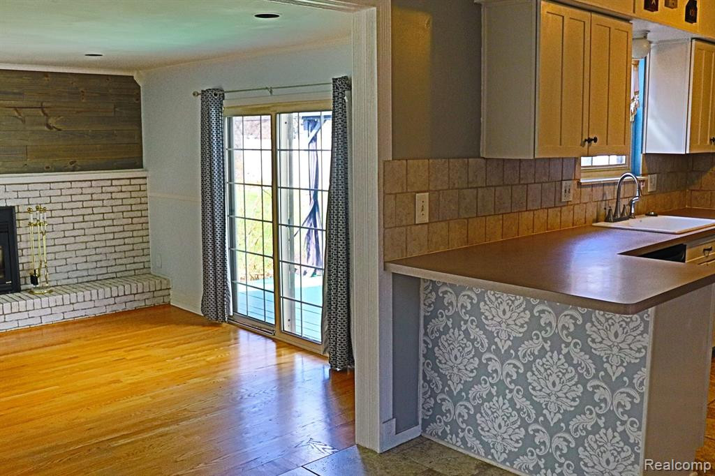 9864 LINCOLN Street, Taylor, MI 48180 — Photo 26
