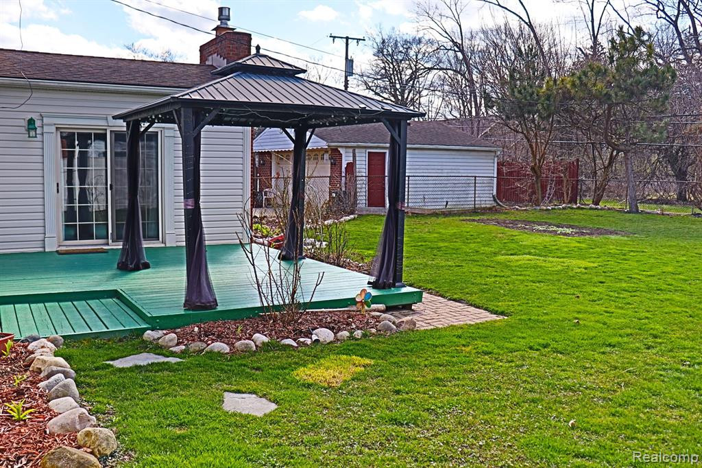 9864 LINCOLN Street, Taylor, MI 48180 — Photo 39